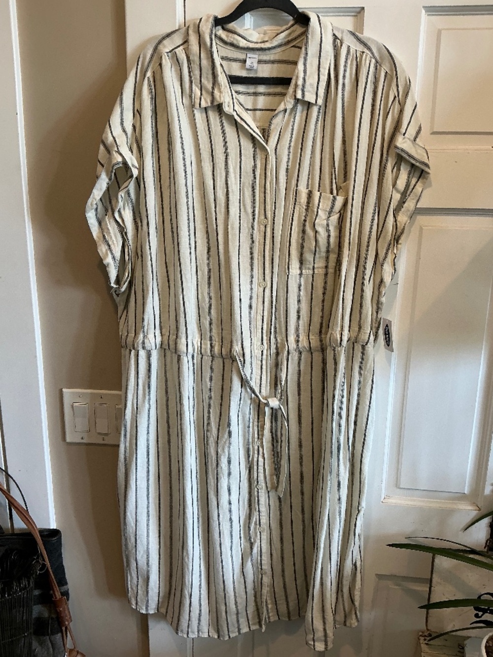 Old Navy brand new with tags!  Dress or long tunic!  Plus size 4x